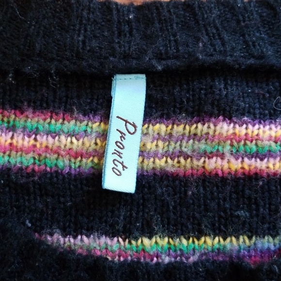 Stripped Crop Sweater - Picture 4 of 4